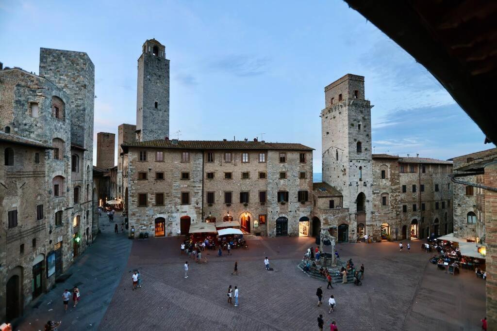 Lovely 2 Bedroom In San Gimignano Historic Center 外观 照片