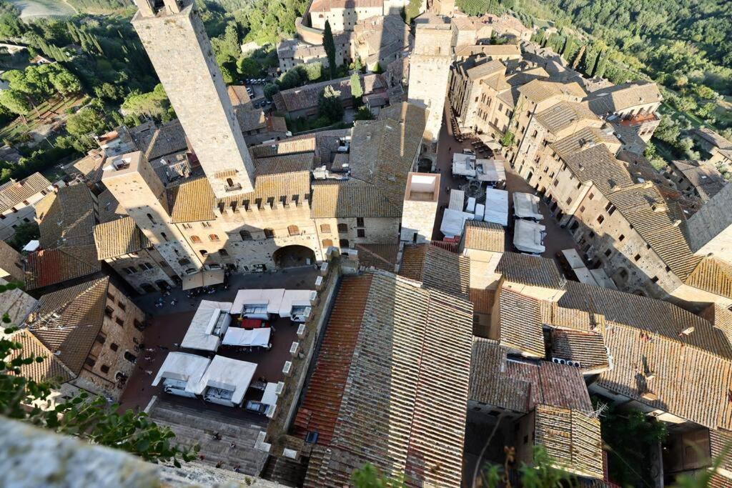 Lovely 2 Bedroom In San Gimignano Historic Center 外观 照片