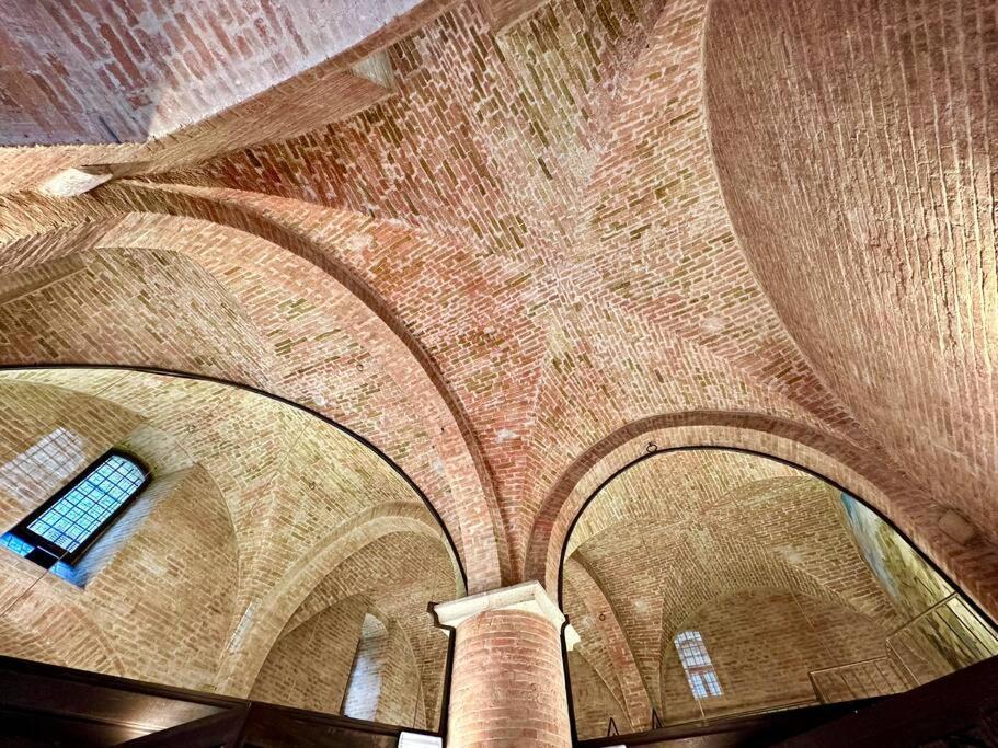 Lovely 2 Bedroom In San Gimignano Historic Center 外观 照片