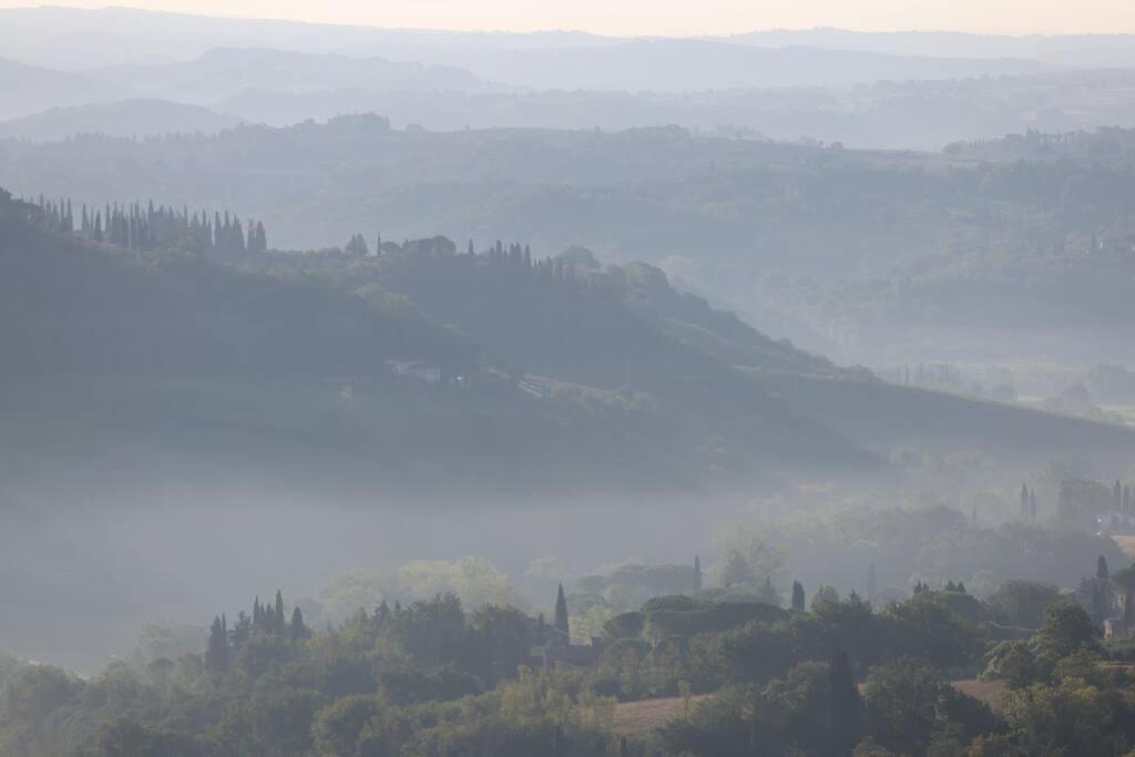 Lovely 2 Bedroom In San Gimignano Historic Center 外观 照片