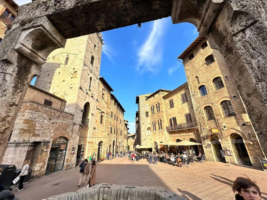Lovely 2 Bedroom In San Gimignano Historic Center 外观 照片