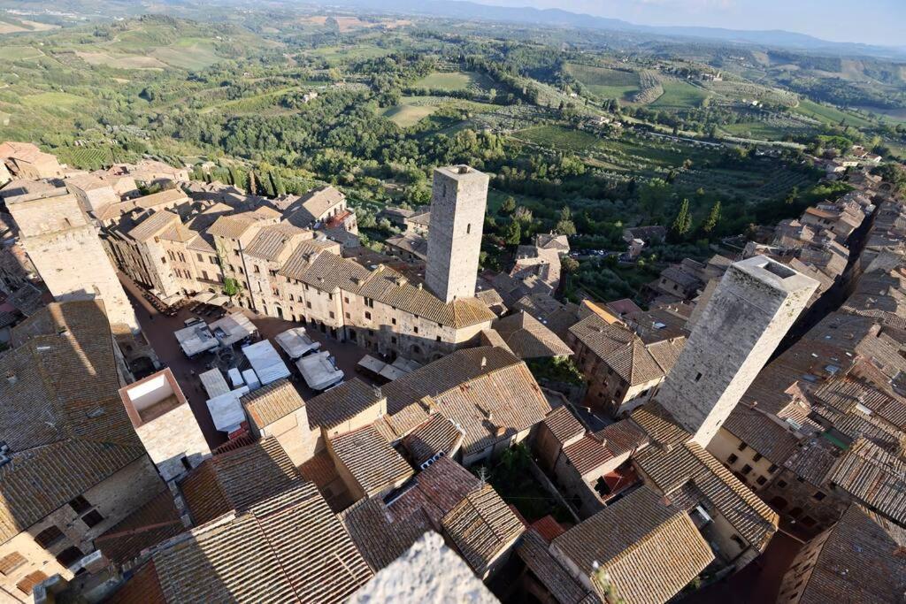 Lovely 2 Bedroom In San Gimignano Historic Center 外观 照片