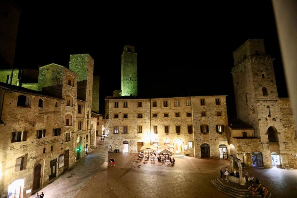 Lovely 2 Bedroom In San Gimignano Historic Center 外观 照片