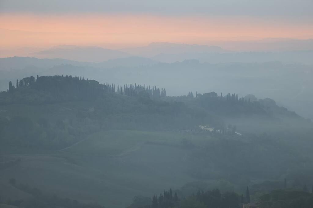 Lovely 2 Bedroom In San Gimignano Historic Center 外观 照片